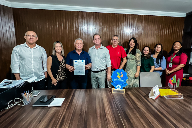 Prefeitura de Alhandra oficializa adesão ao Selo UNICEF 2025-2028 com foco em inclusão e desenvolvimento de crianças e jovens 