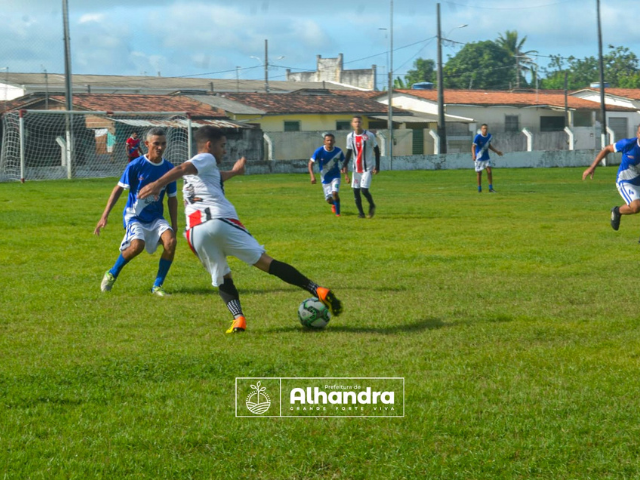 Alhandrão:  Real FC vence o Saraiva no estádio municipal “O Silvão”, em Mata Redonda; na cidade de Alhandra o Bahia levou a melhor e venceu o Santos
