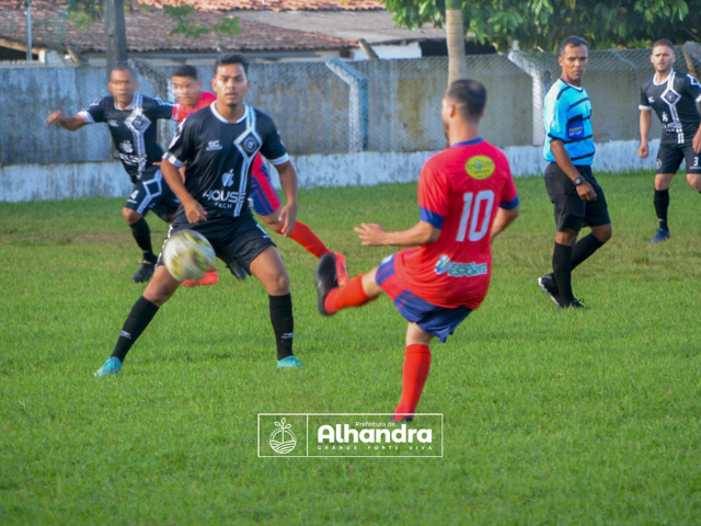 
Alhandrão: Atletas de Cristo vence o Teimoso por 1 a 0 no Pedrosão em Alhandra
