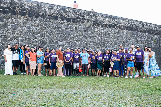 Idosos do SCFV de Mata Redonda vivem momento especial em passeio cultural pela Fortaleza de Santa Catarina e Praia do Jacaré