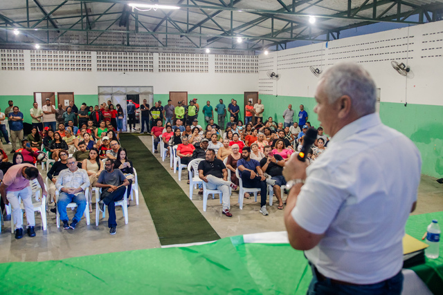 Prefeitura de Alhandra entrega títulos de propriedade pelo programa Minha Escritura na Mão e garante dignidade às famílias
