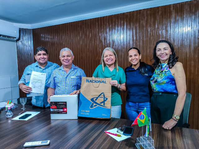 Prefeitura de Alhandra recebe equipamento de laser para terapias odontológica e podológica